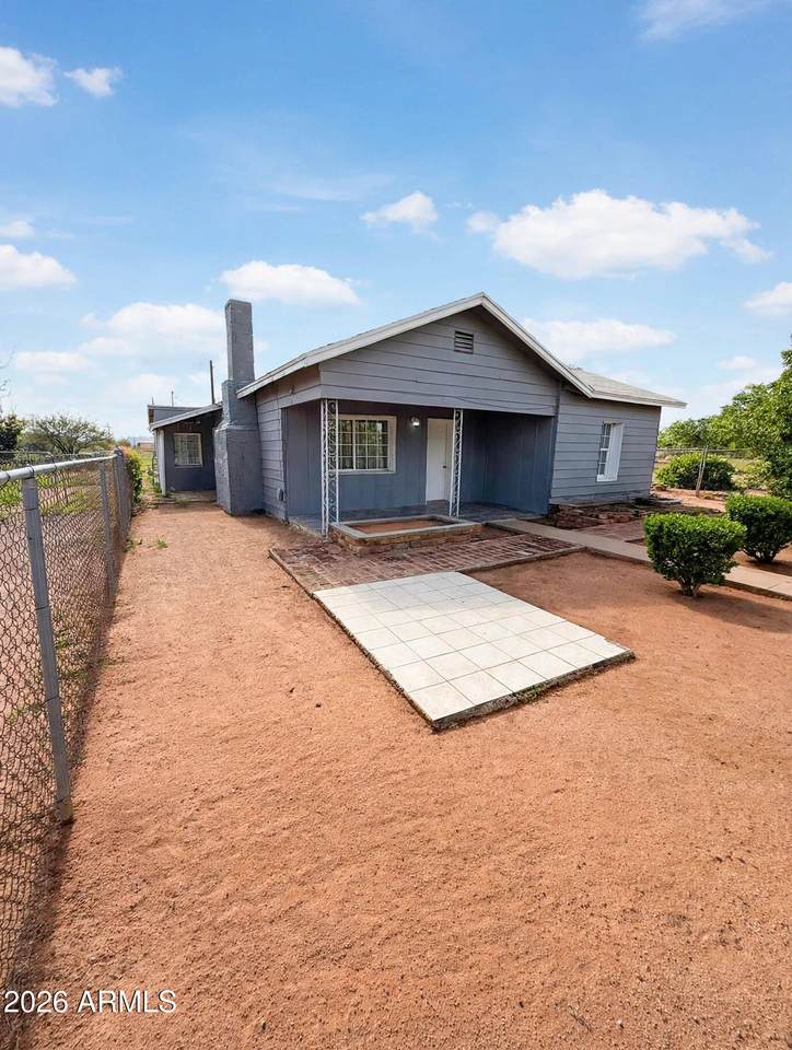 2660 Sulphur Springs Street - Photo 1