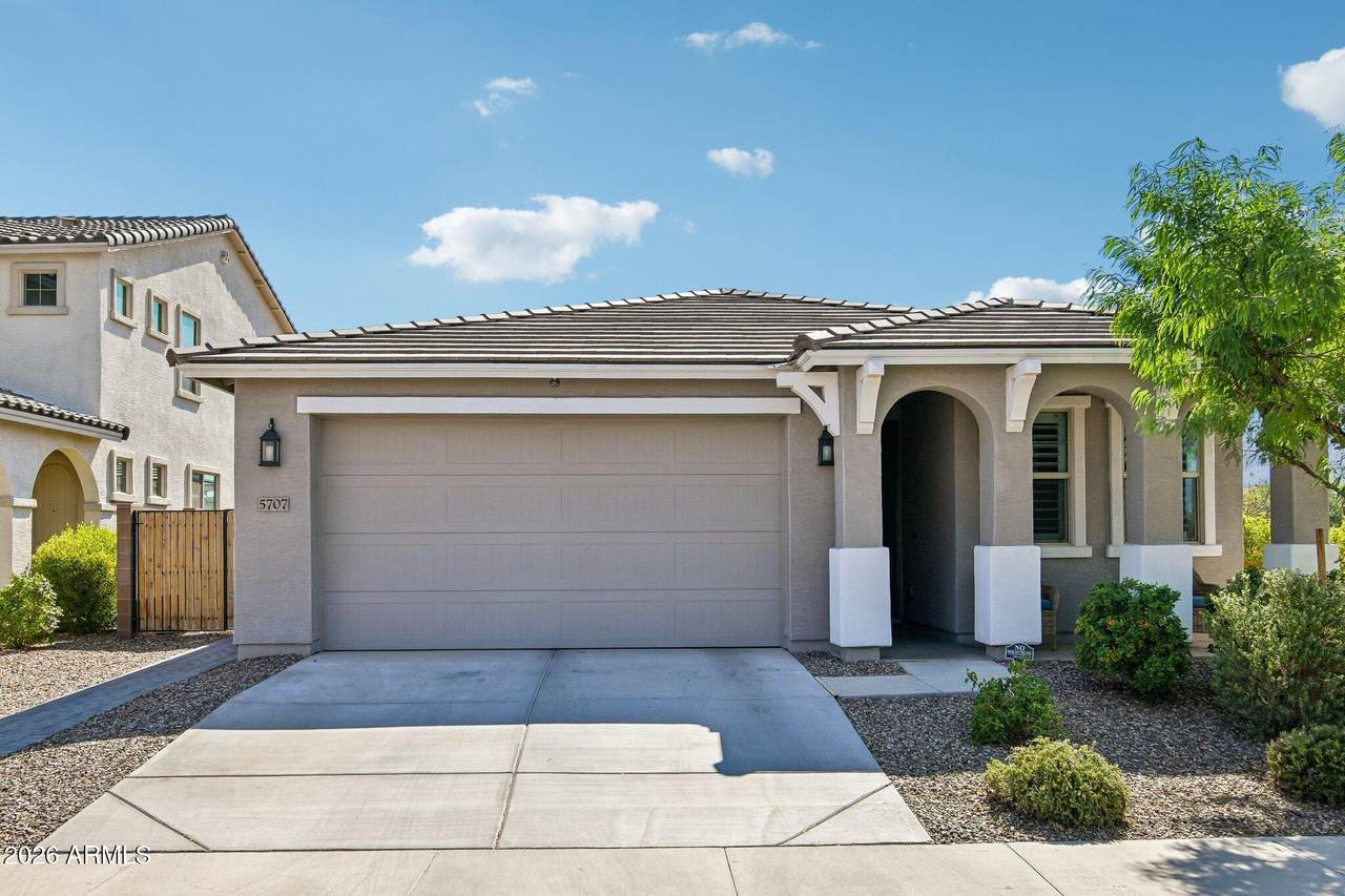 5707 Veneto - Photo 1
