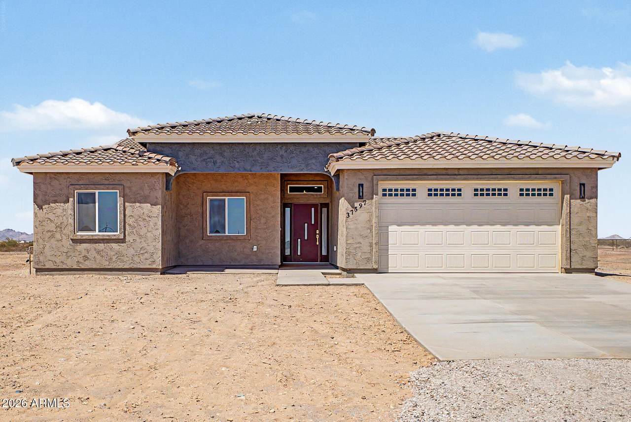 37597 Mariposa Street - Photo 1