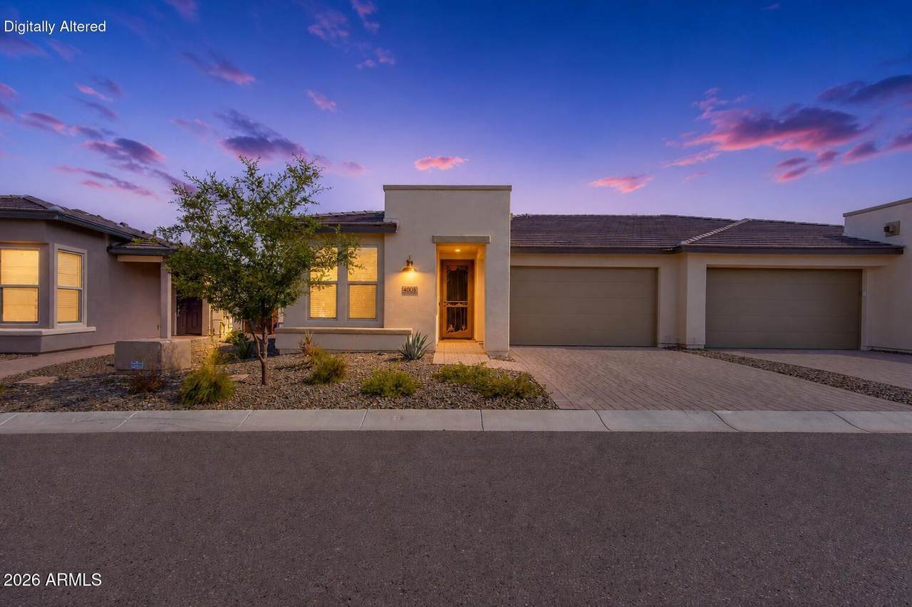 4008 Desert Moon Drive - Photo 1