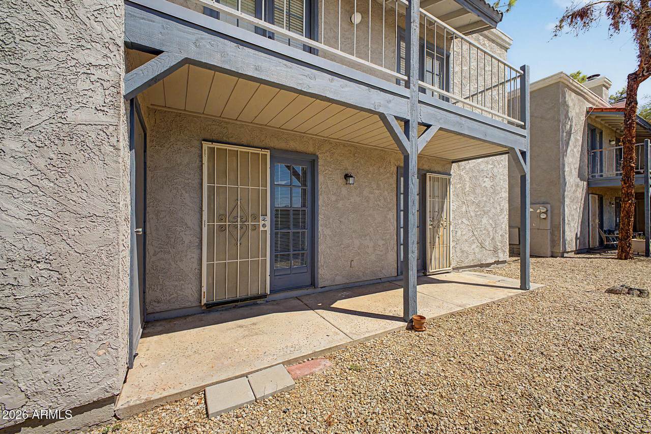 15402 28TH Street - Photo 1