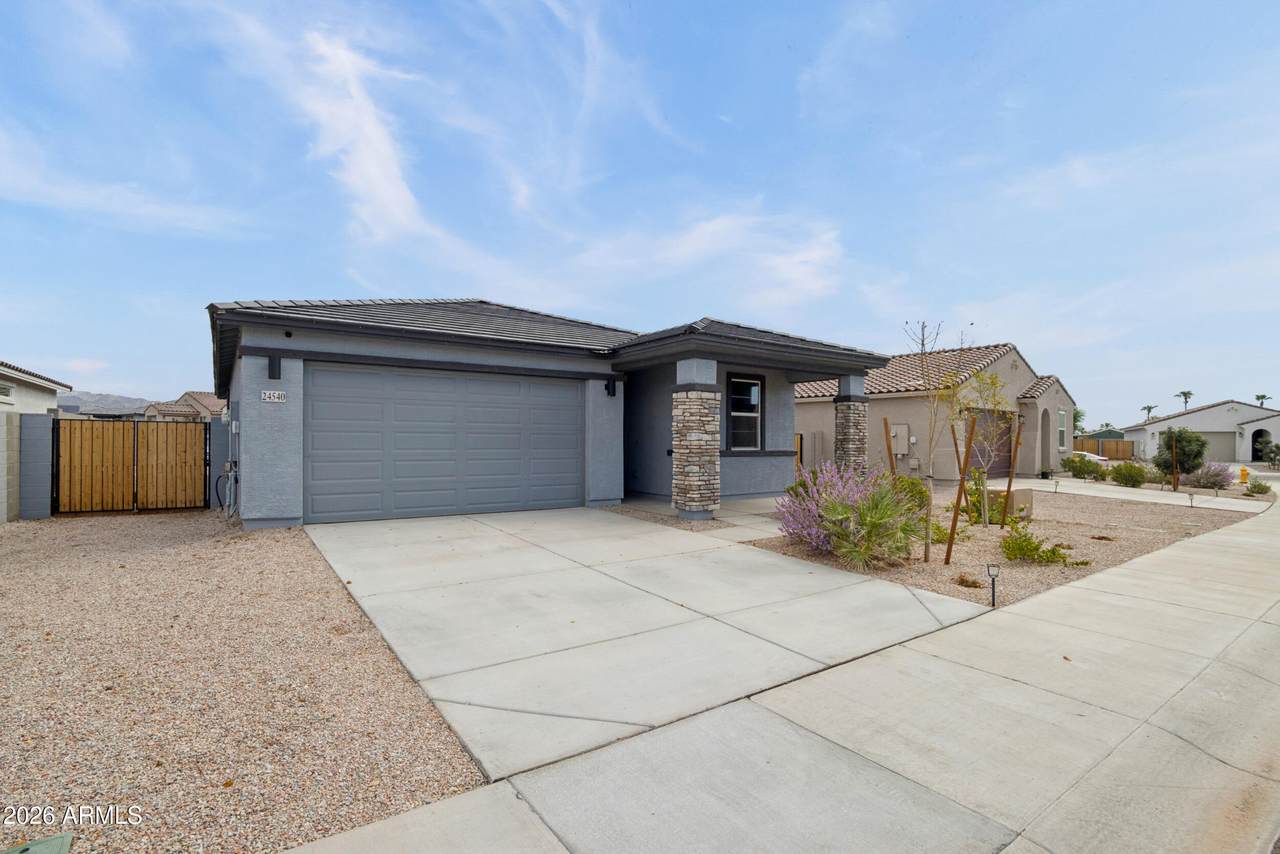 24540 Hopi Street - Photo 1