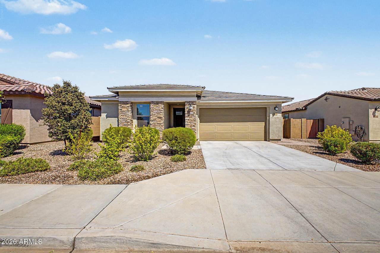 537 Pheasant Drive - Photo 1