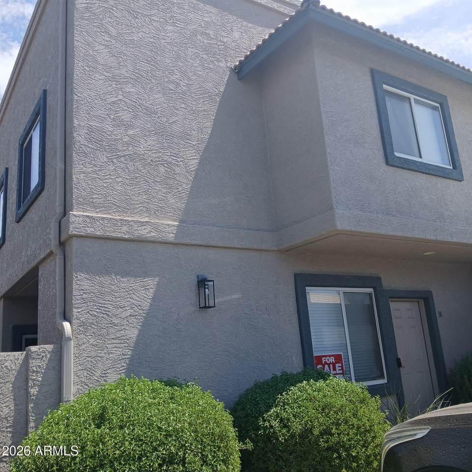 2311 Hartford Avenue - Photo 1