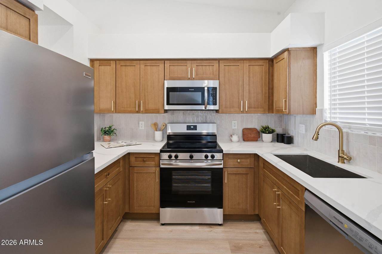 6230 33RD Avenue - Photo 1