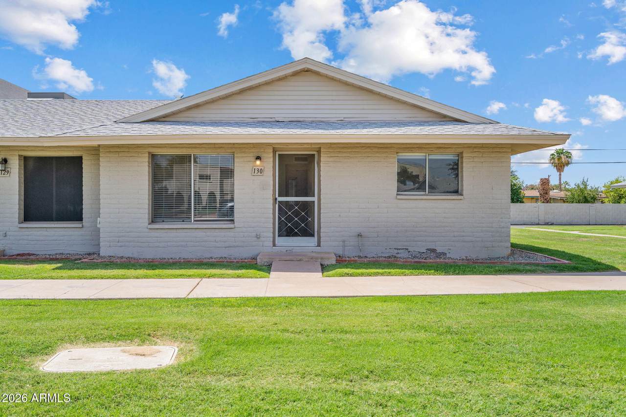 225 Standage - Photo 1