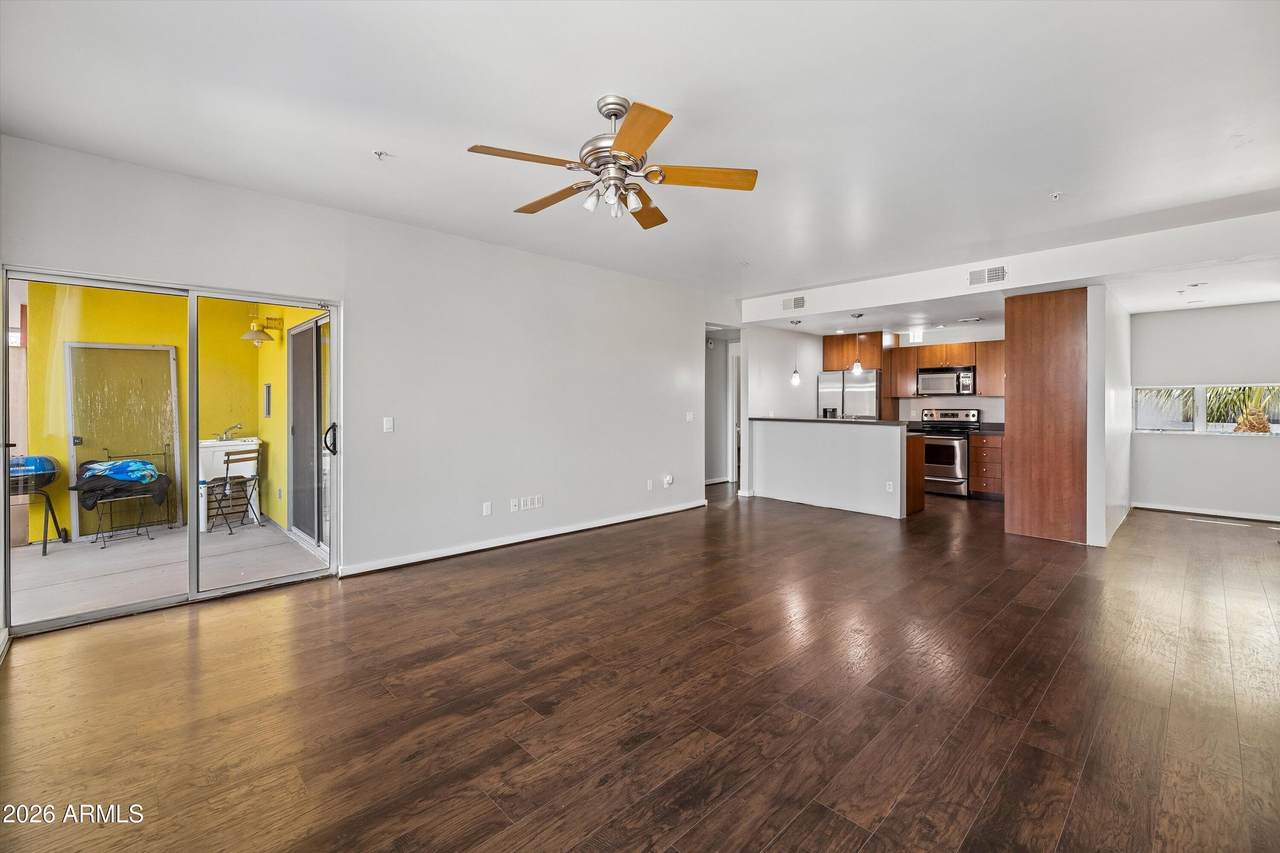 1111 University Drive - Photo 1