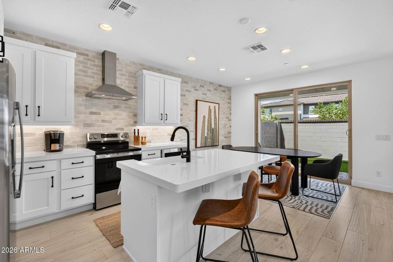 3530 Riverdale Street - Photo 1