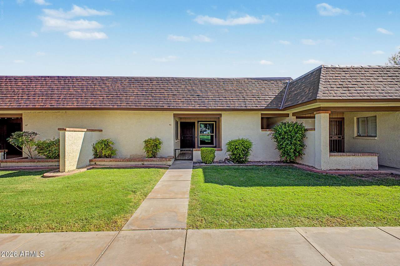 8101 107TH Avenue - Photo 1