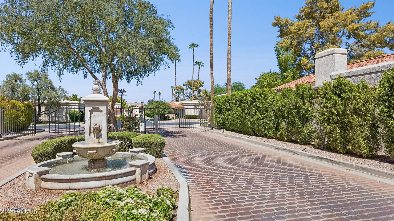 7215 Buena Terra Way - Photo 1