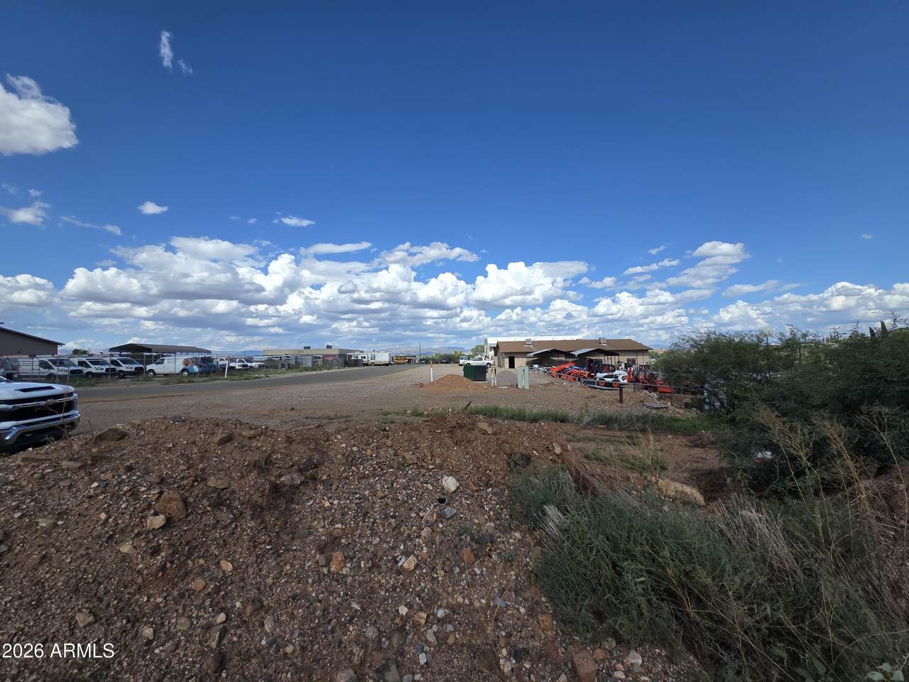 https://bt-photos.global.ssl.fastly.net/armls/1280_boomver_1_7076445-2.jpg