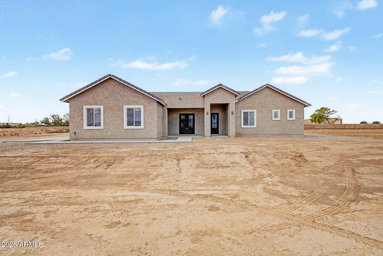 8730 218TH Avenue - Photo 1