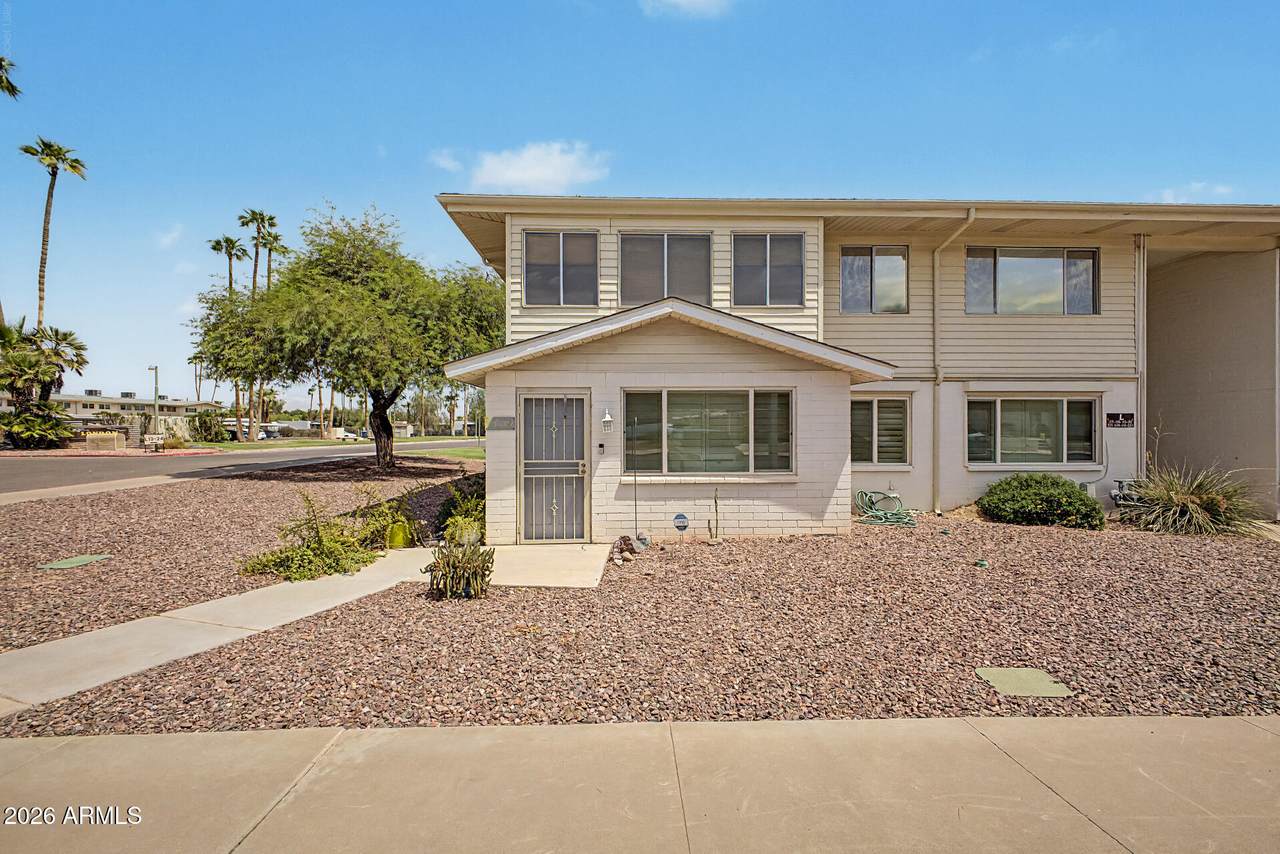 8221 Garfield Street - Photo 1