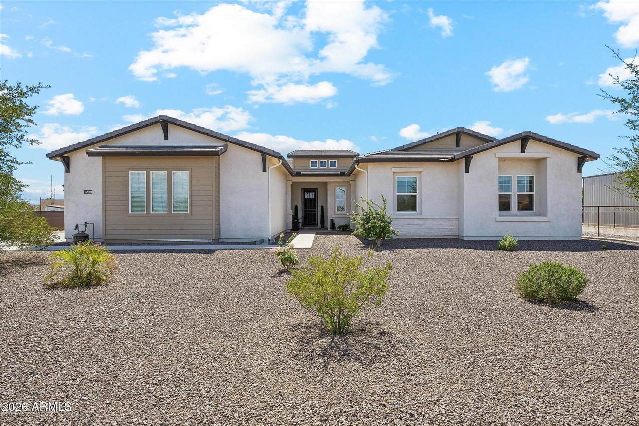 1647 Lobo Street - Photo 1
