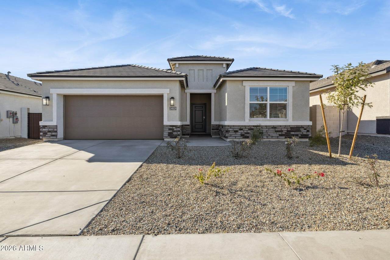 23964 Yavapai Street - Photo 1