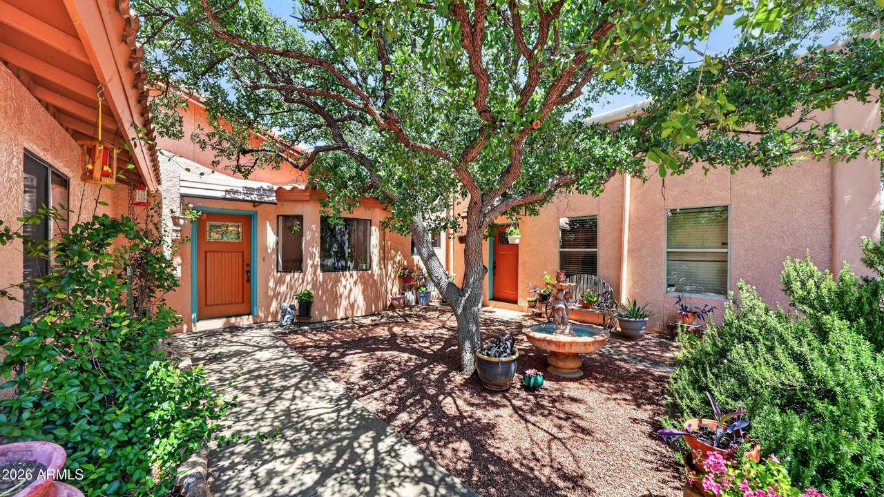 5335 Brushy Oak Lane - Photo 1