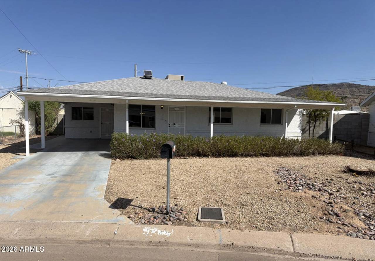 1738 North Lane - Photo 1