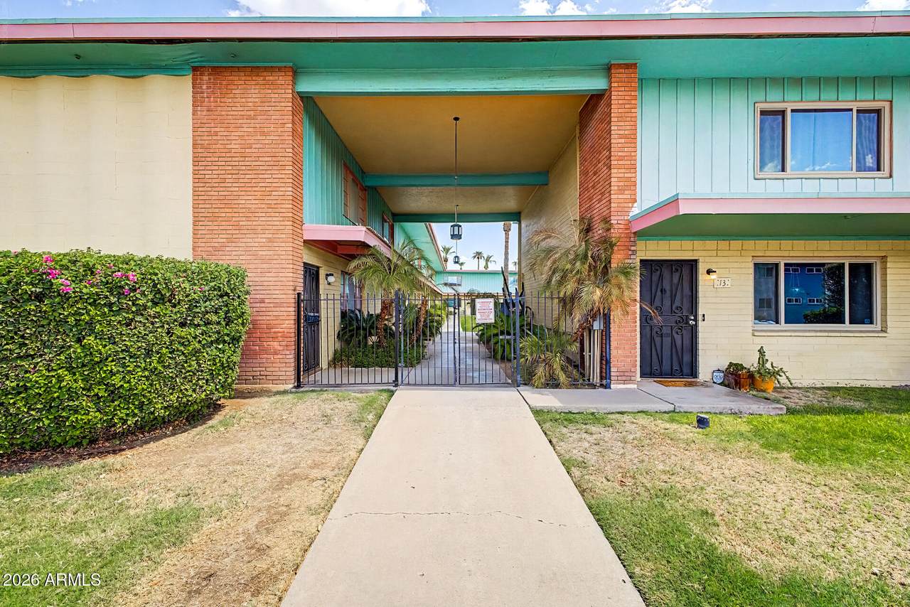 450 Earll Drive - Photo 1