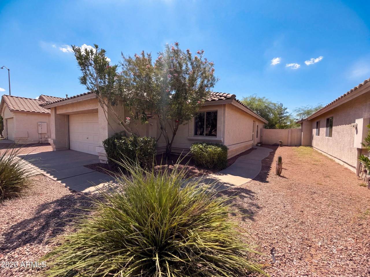 2756 Compton - Photo 1