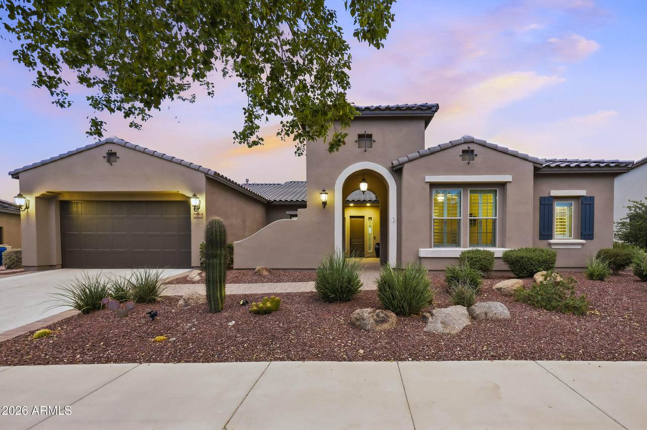 20619 Meadowbrook Avenue - Photo 1