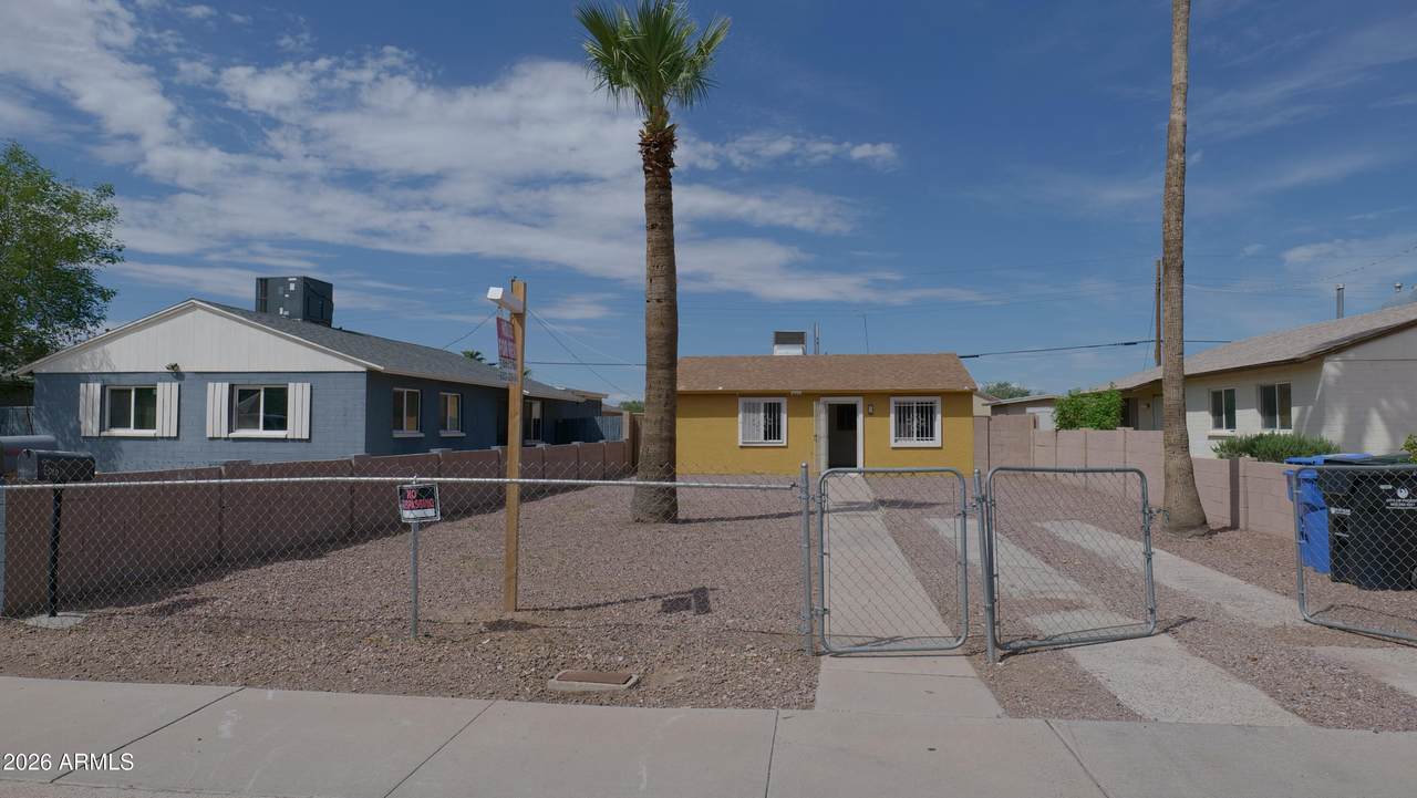 2520 Chipman Road - Photo 1