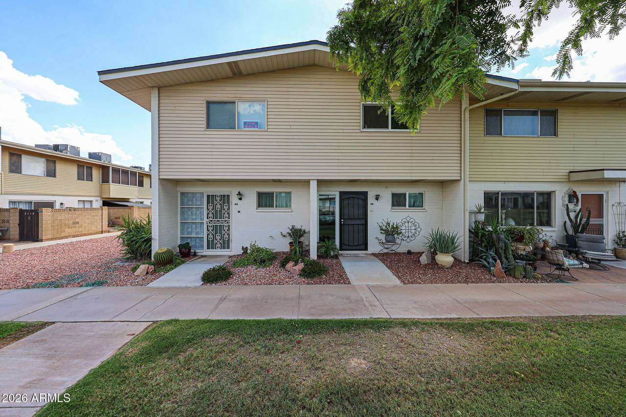 8211 Garfield Street - Photo 1