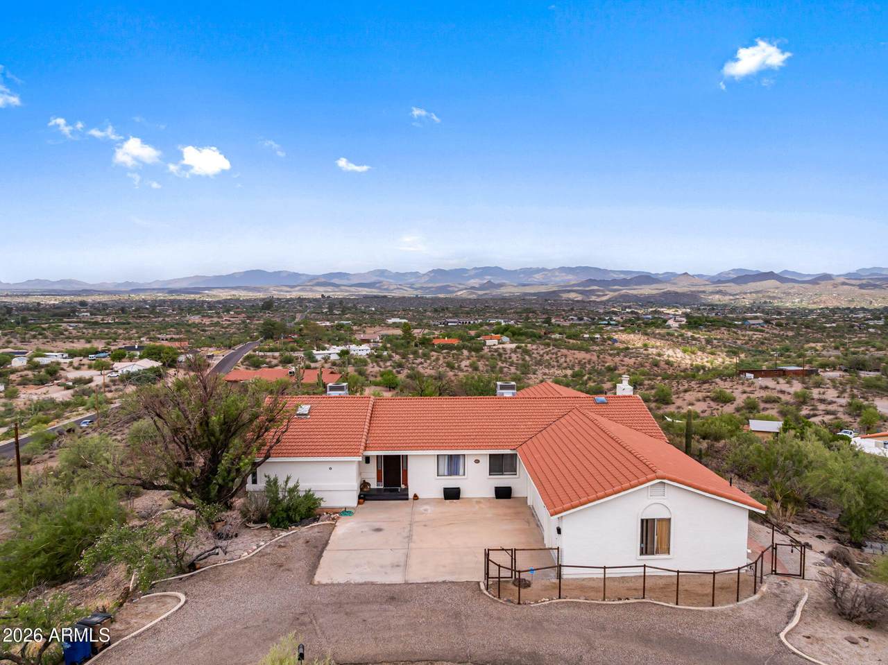 969 Saguaro Drive - Photo 1