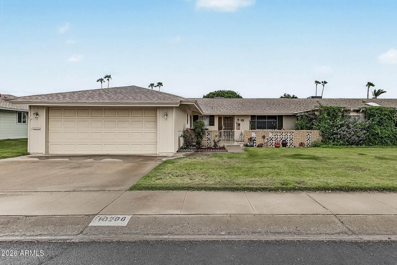 10208 Kingswood Circle - Photo 1