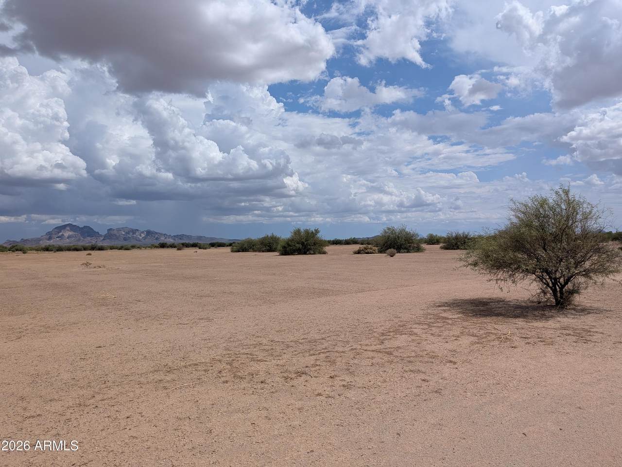 https://bt-photos.global.ssl.fastly.net/armls/1280_boomver_1_7082372-2.jpg