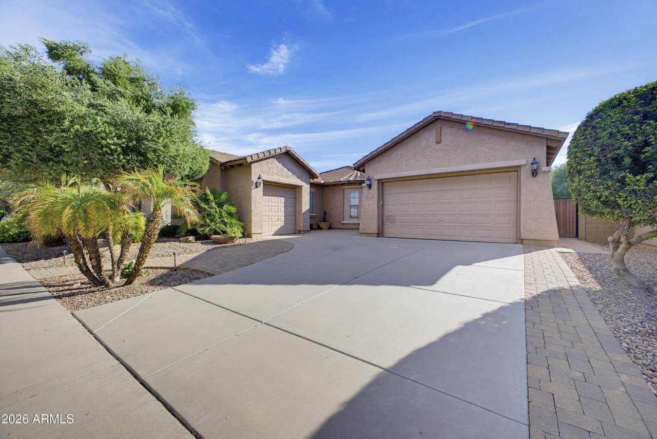 3307 Riverside Drive - Photo 1