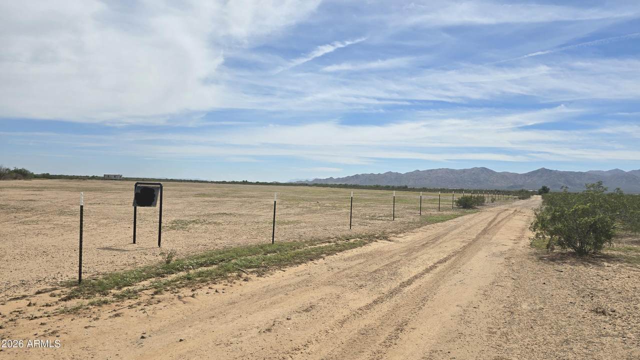 20353 Jomax Road - Photo 1
