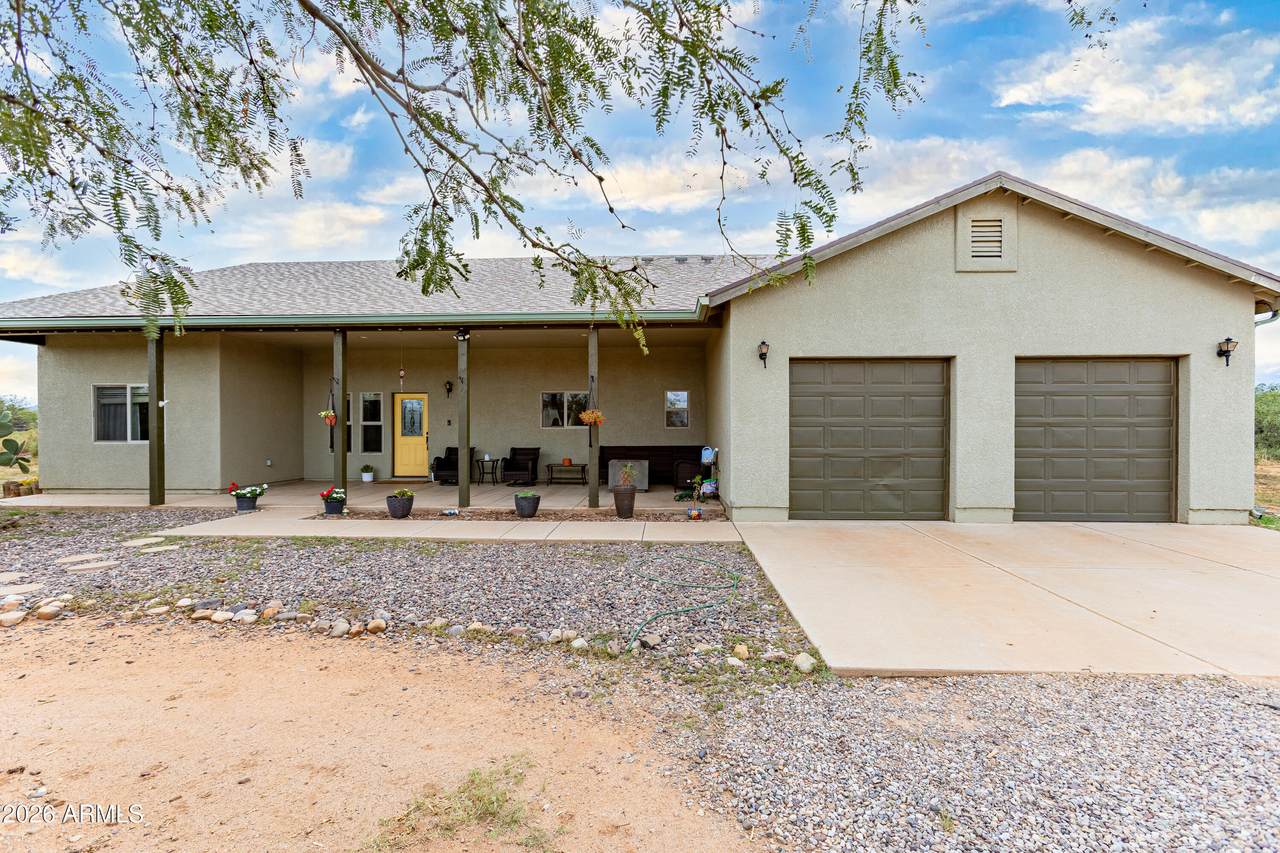 6610 Cavalry Lane - Photo 1