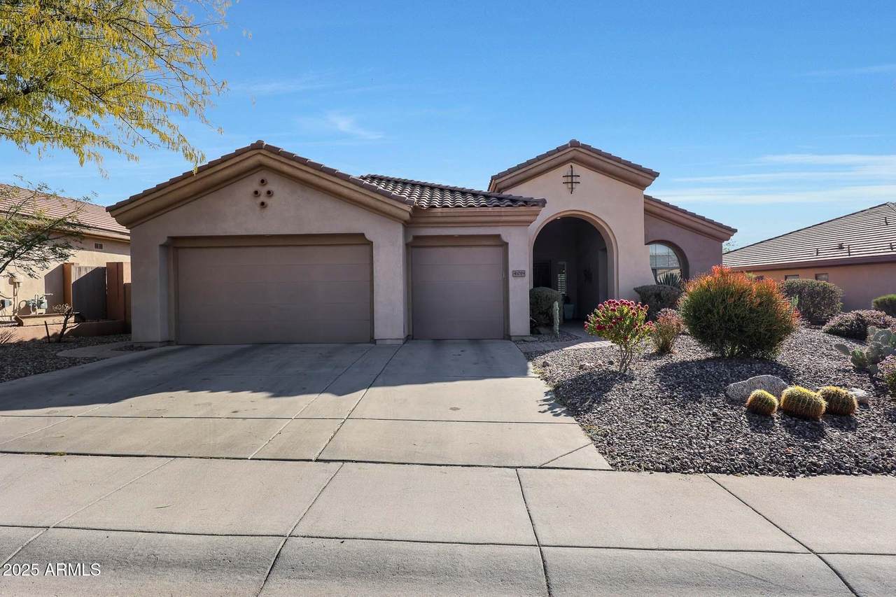 41019 Congressional Drive - Photo 1