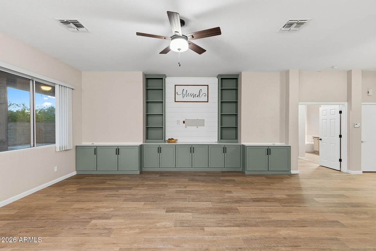 13611 Tara Lane - Photo 1
