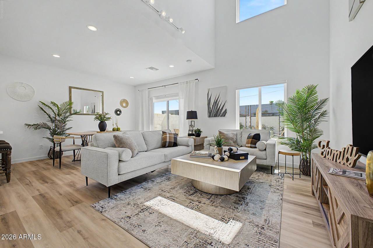 2041 Michigan Avenue - Photo 1