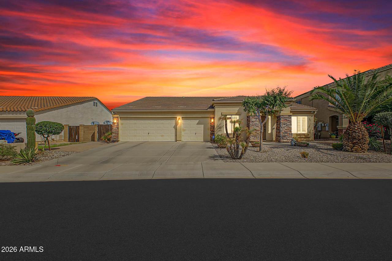 676 Settlers Trail - Photo 1