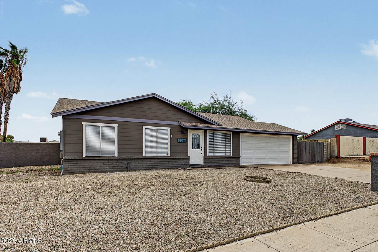 2015 Vista Drive - Photo 1