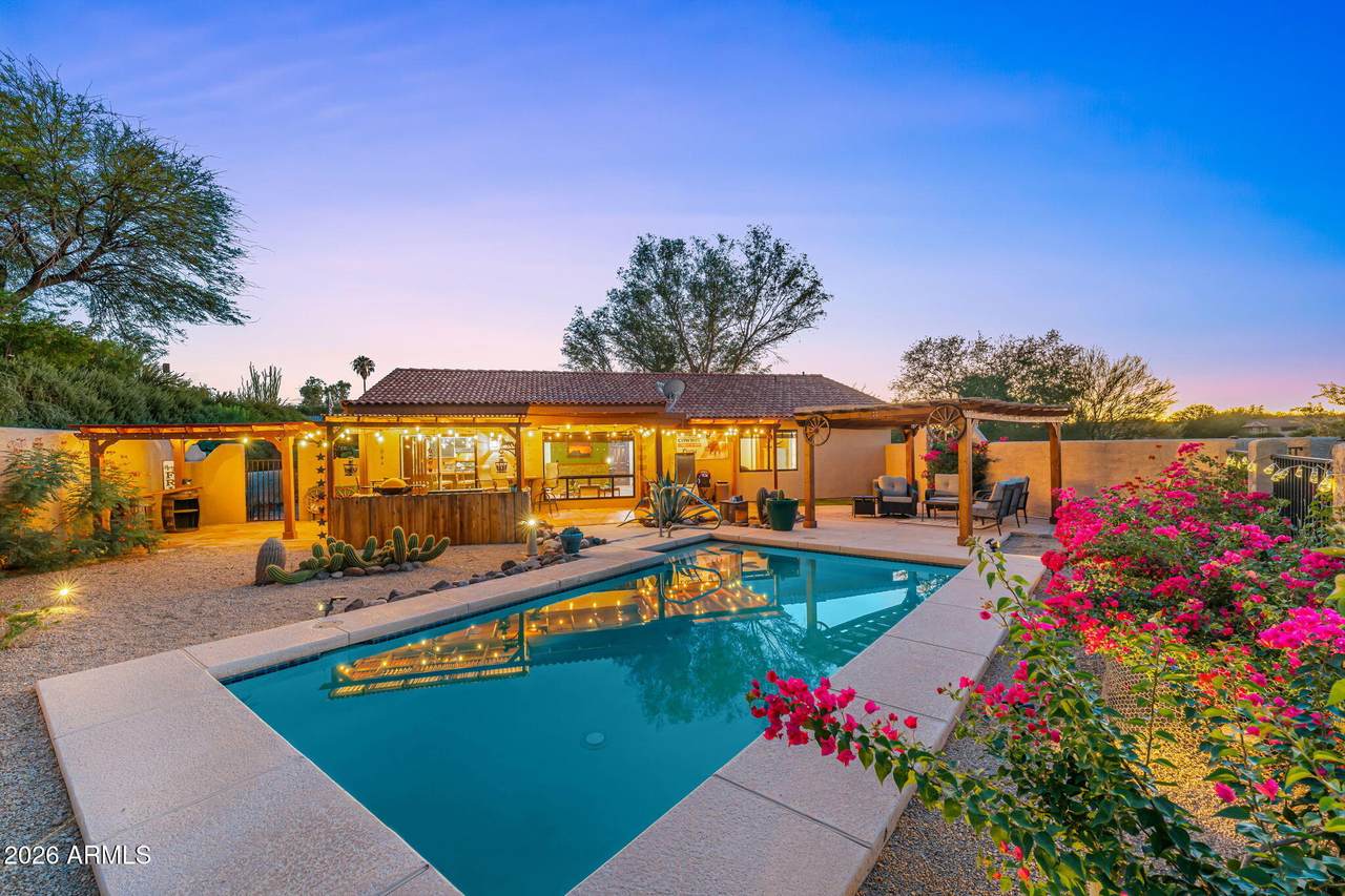505 Sierra Vista Drive - Photo 1