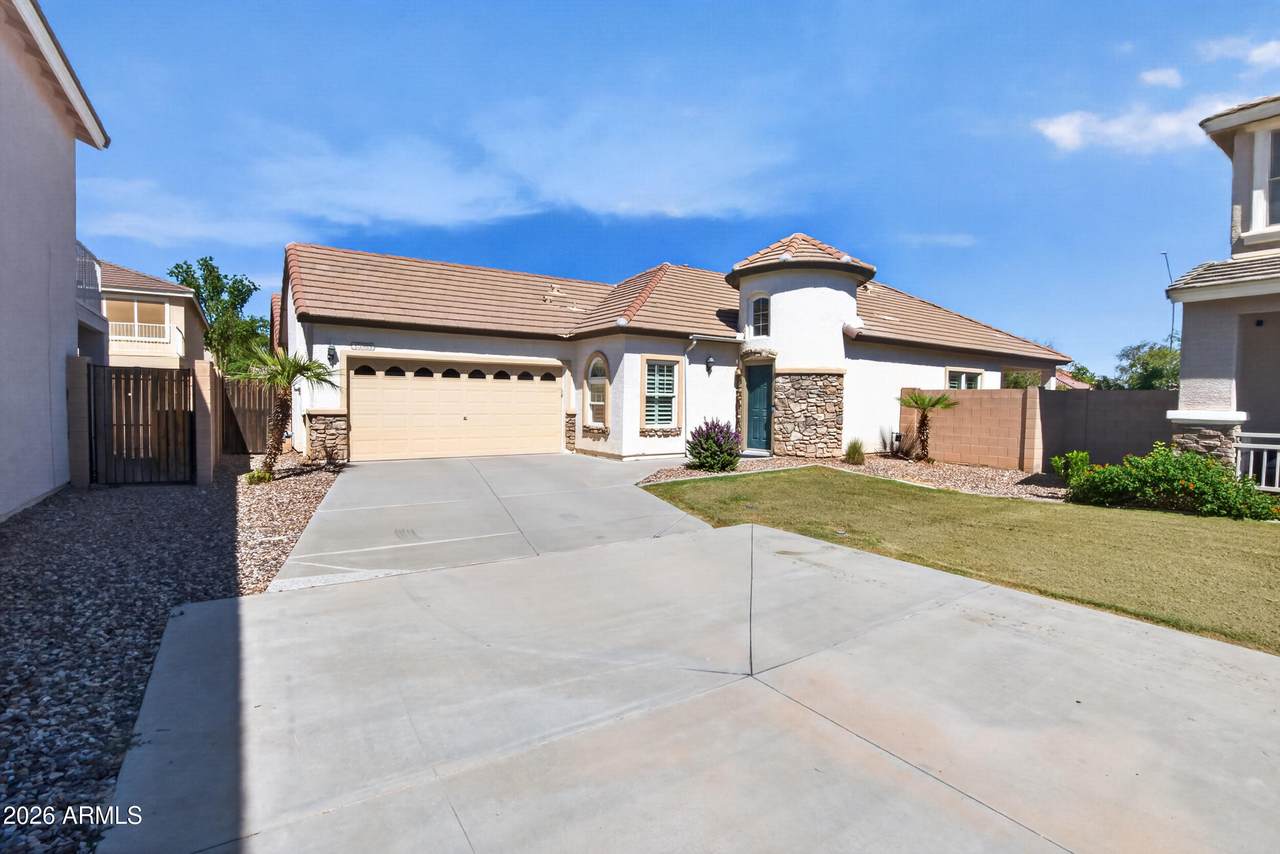 15963 171ST Drive - Photo 1