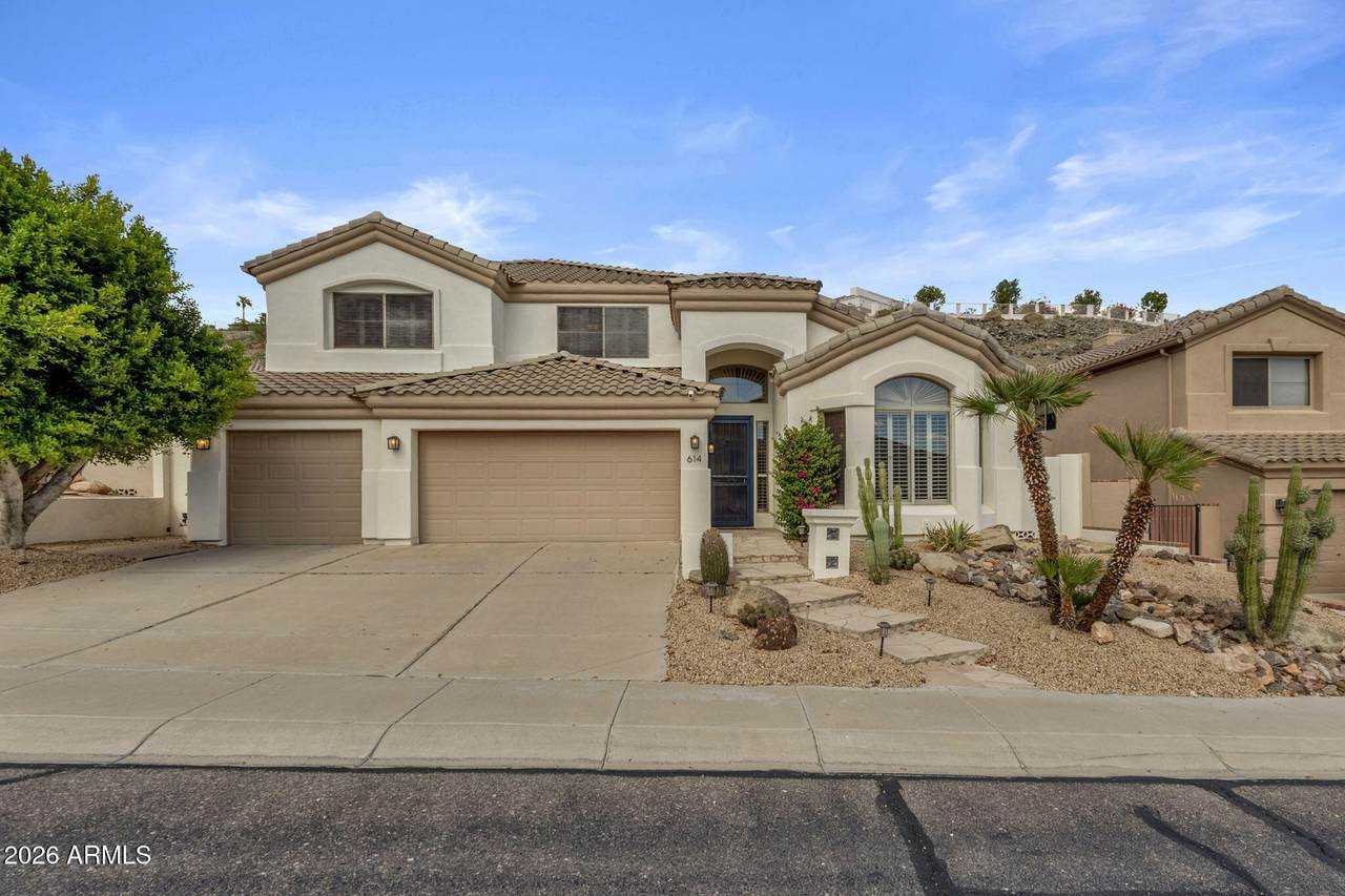614 Brookwood Court - Photo 1