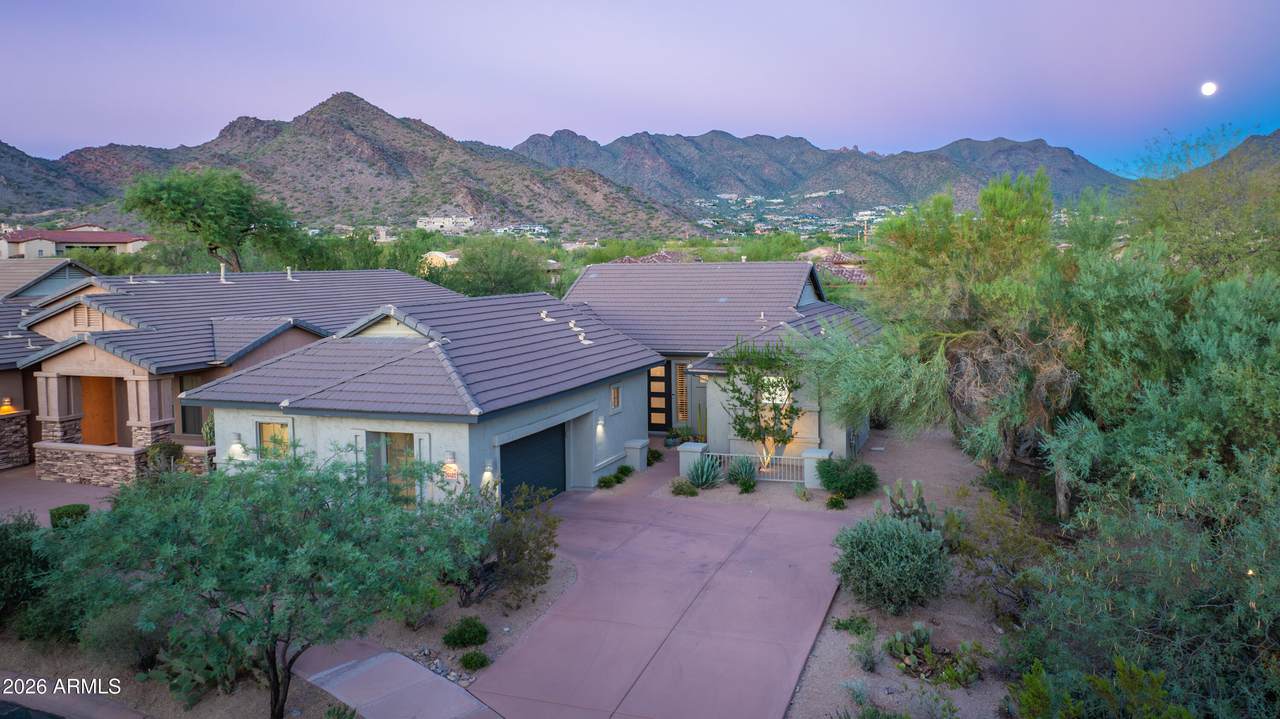 20405 96TH Way - Photo 1