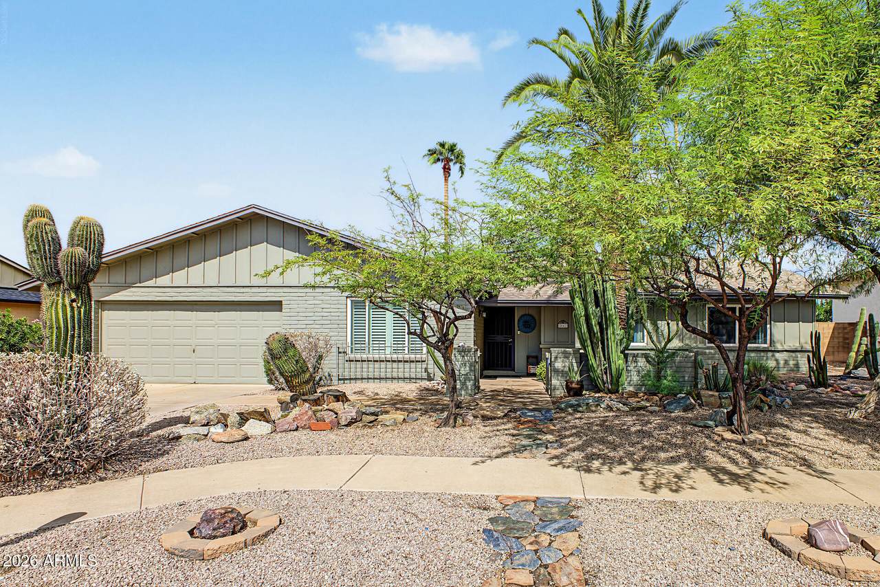 2642 Juanita Circle - Photo 1