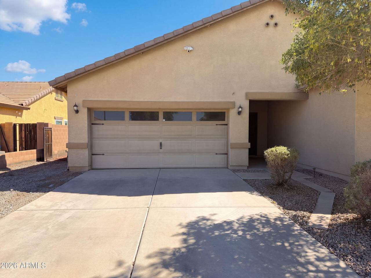 7025 251ST Drive - Photo 1