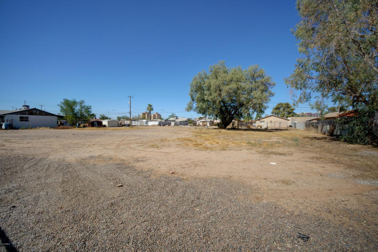 330 Apache Street - Photo 1