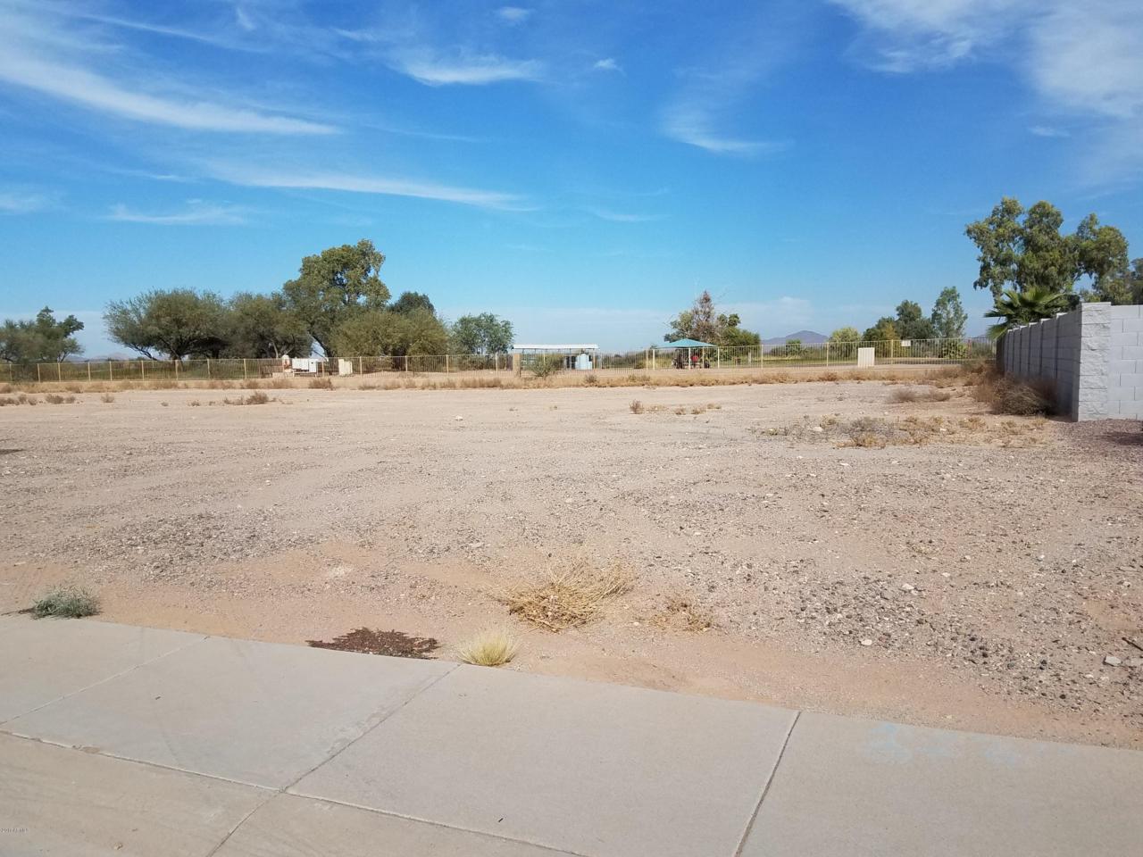 2134 St Andrews Drive - Photo 1