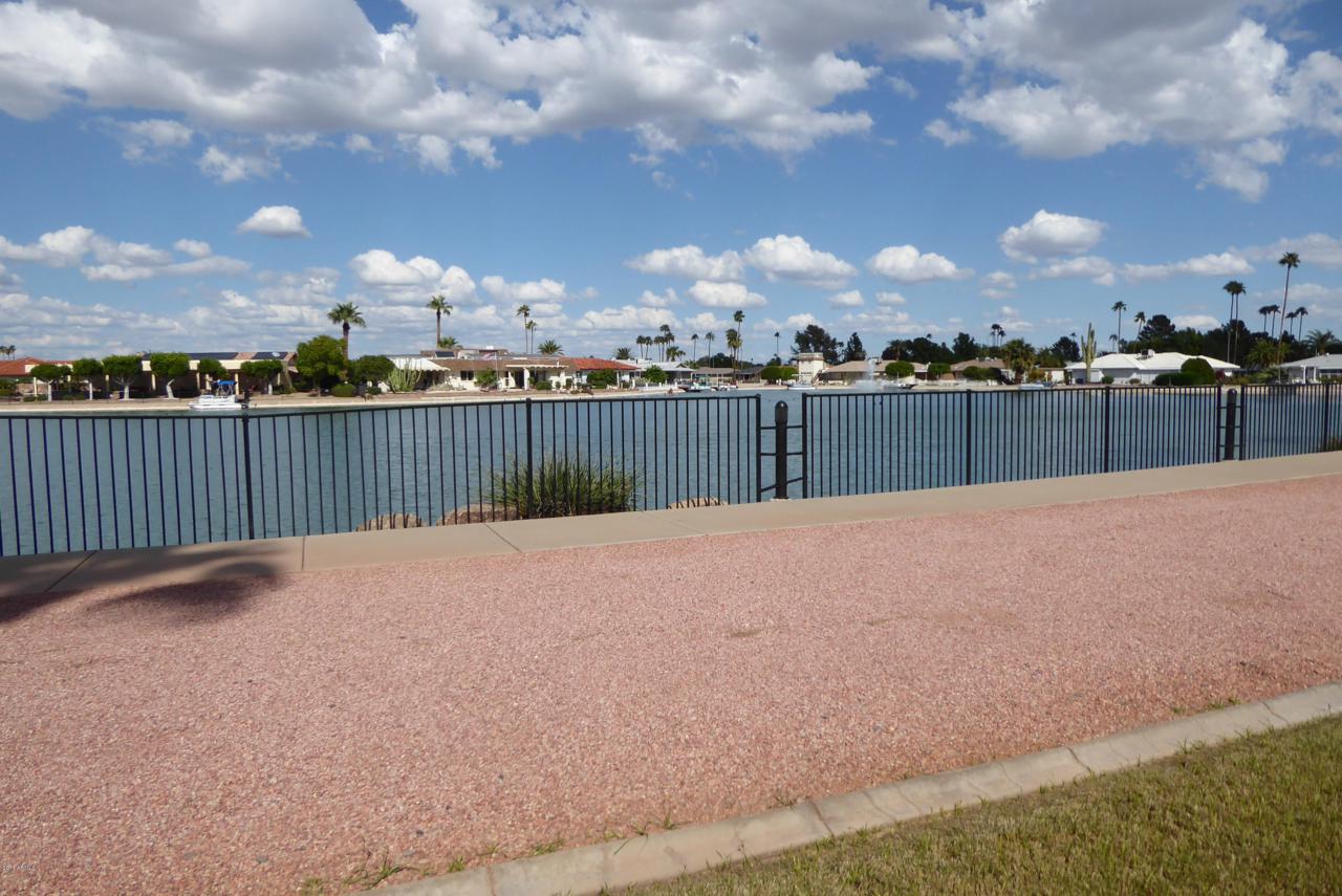 10330 Thunderbird Boulevard - Photo 1