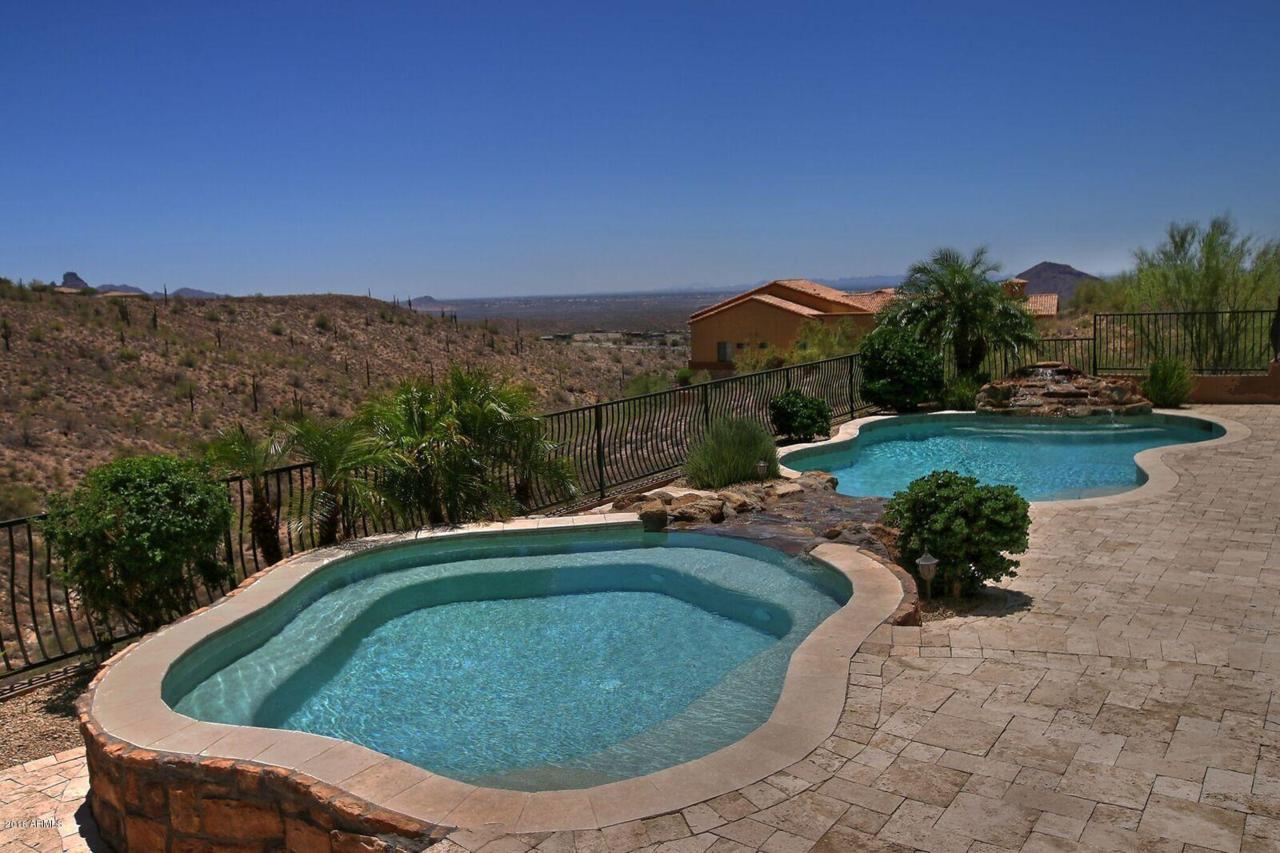11007 Crestview Drive - Photo 1