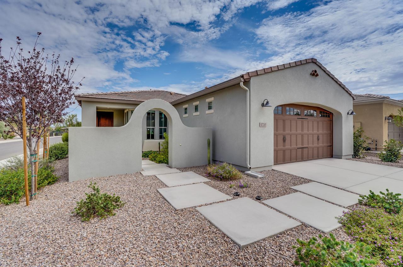 1720 Elysian Pass - Photo 1