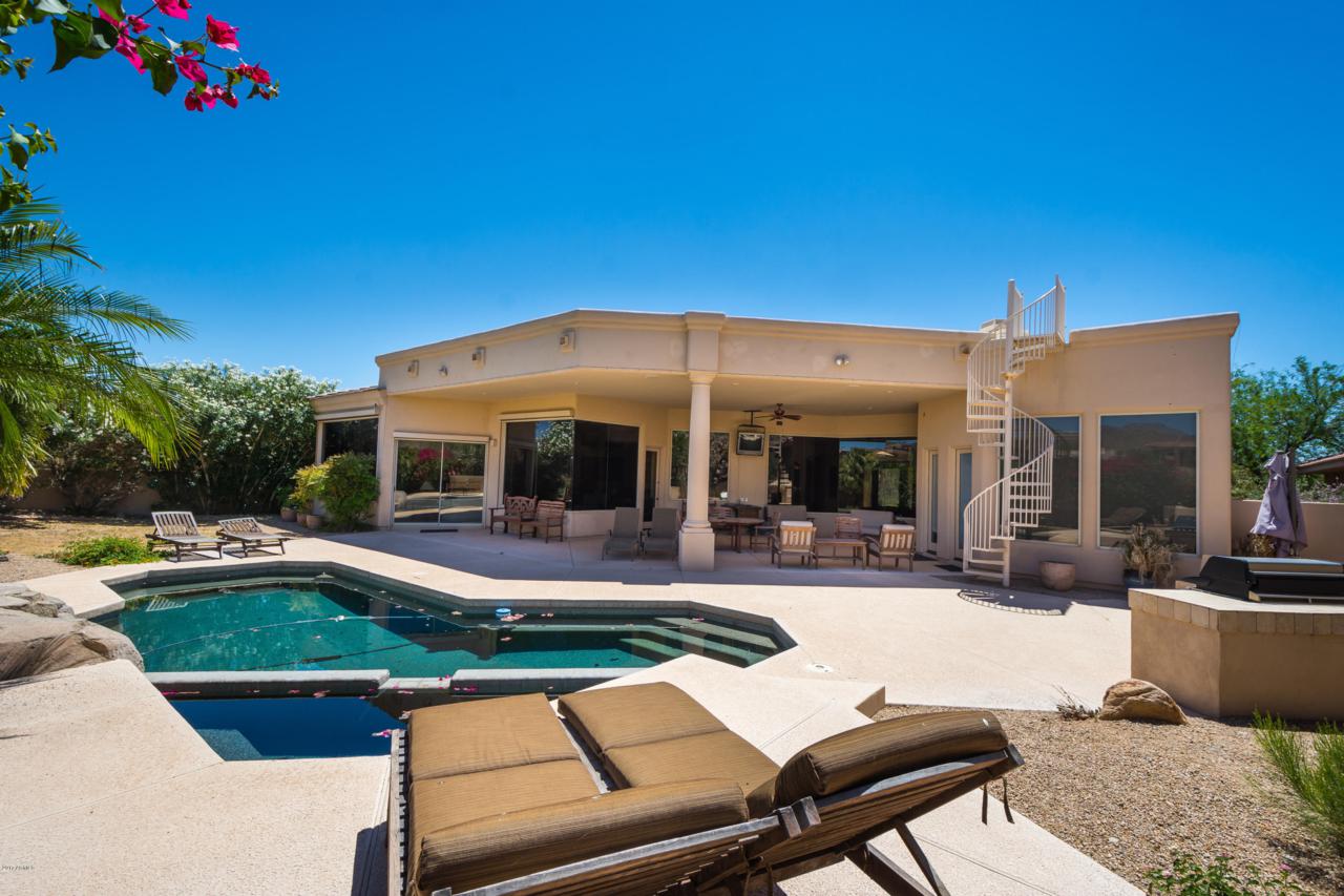11791 114TH Way - Photo 1