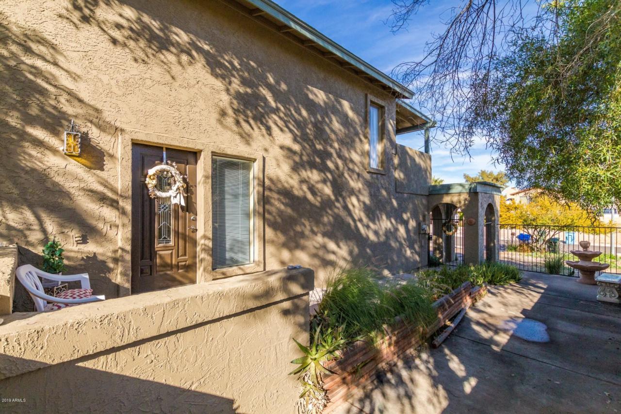 2323 Sierra Street - Photo 1